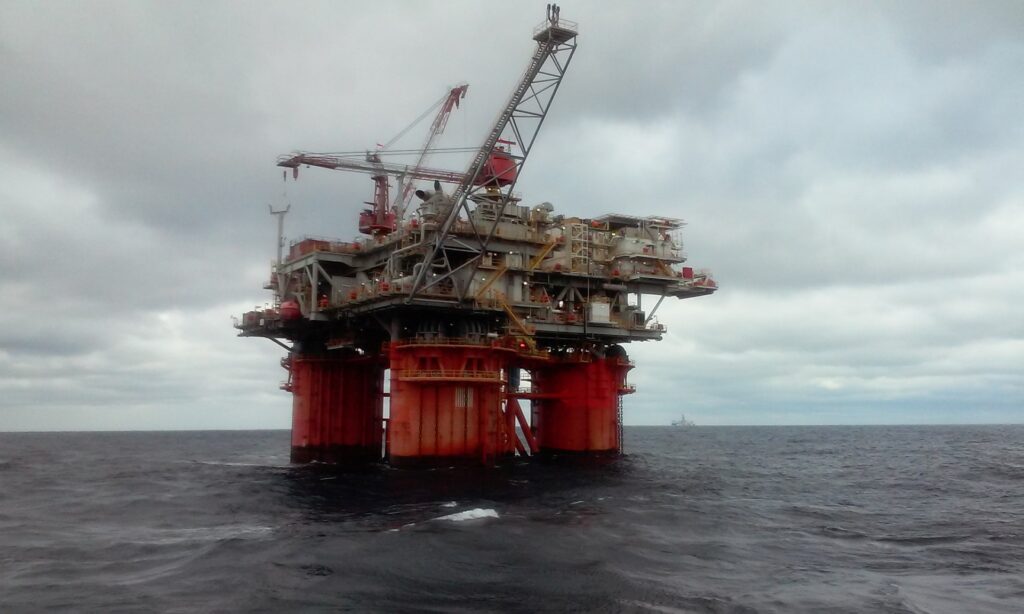 Offshore oljerigg